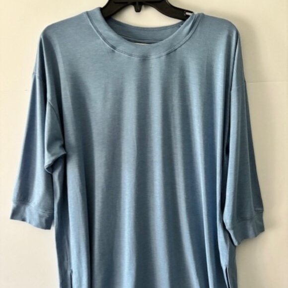 Athleta Tranquility Casual Shirt Tunic Blue 3/4 Sleeve Workout Overized M Active - Picture 1 of 8
